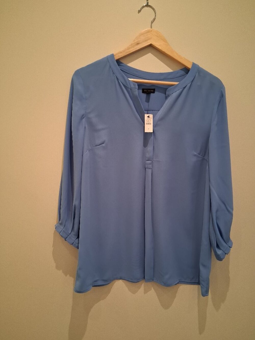 New LightTalbots Blue Split-Neck Blouse. Medium Size